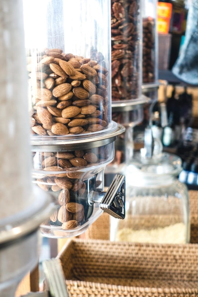 Independence natural almond kernels