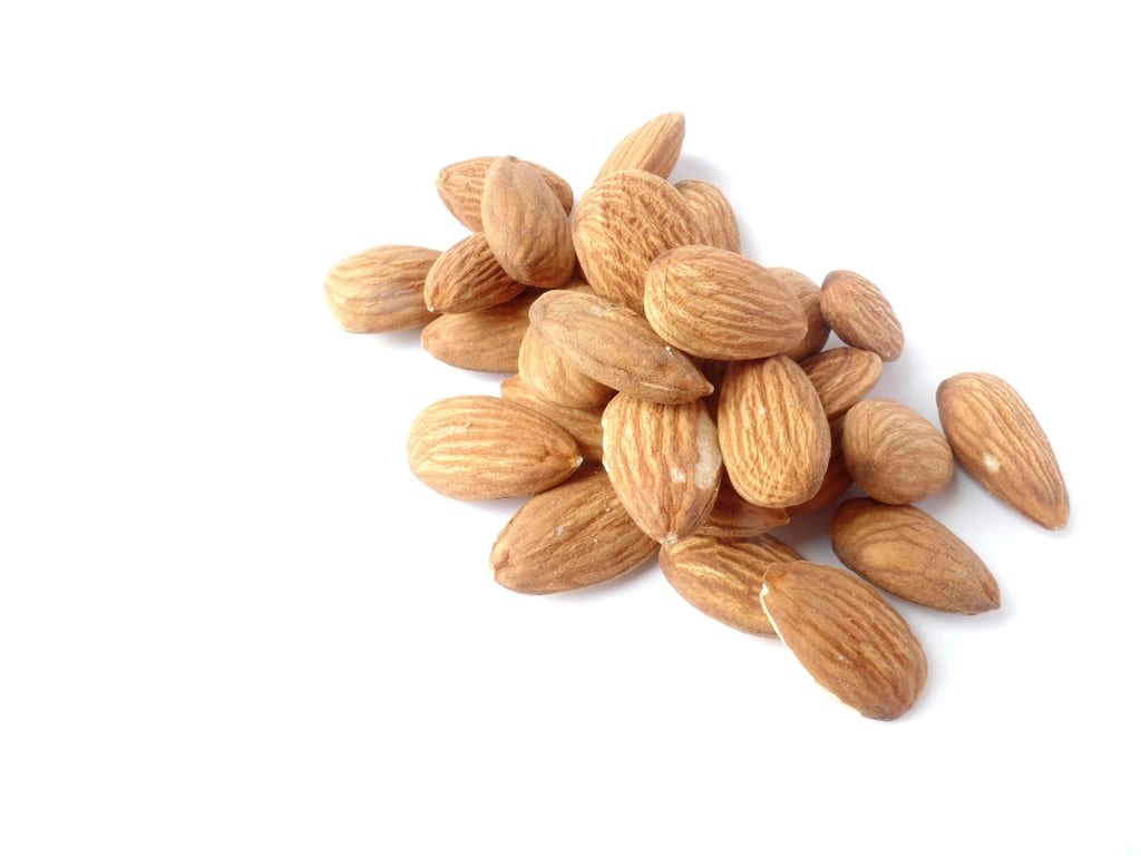 Nonpareil natural almond kernels